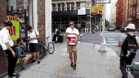 他高中輟學(xué)，憑借短廣告片制作躍身全球最火視頻博主