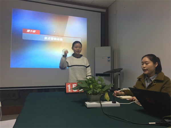 瓜瓜早課堂(156)-團(tuán)隊(duì)/客戶(hù)/產(chǎn)品見(jiàn)證的賣(mài)點(diǎn)營(yíng)銷(xiāo)總結(jié) 瓜瓜早課堂(156)-團(tuán)隊(duì)/客戶(hù)/產(chǎn)品見(jiàn)證的賣(mài)點(diǎn)營(yíng)銷(xiāo)總結(jié)